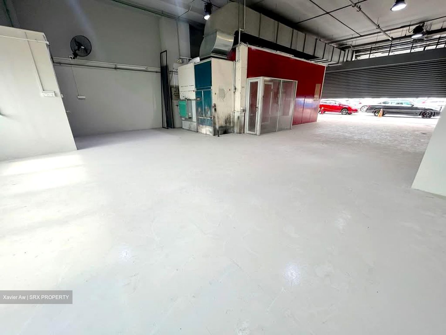 Carros Centre (D25), Factory #592354501
